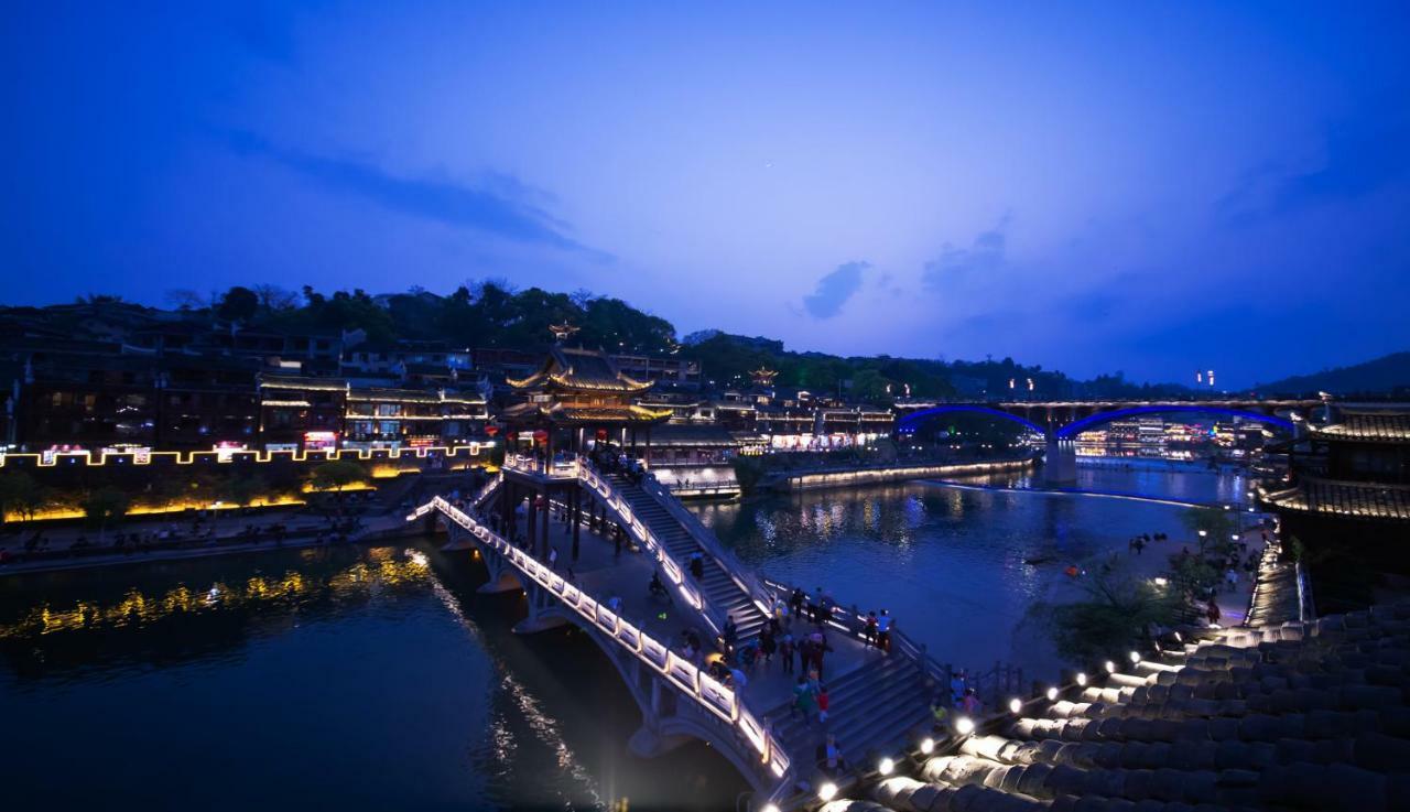 Fenghuang Slowly Time Inn المظهر الخارجي الصورة